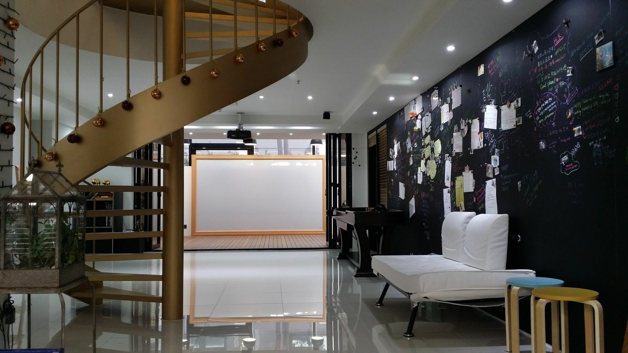 Hostel Ye'4 *